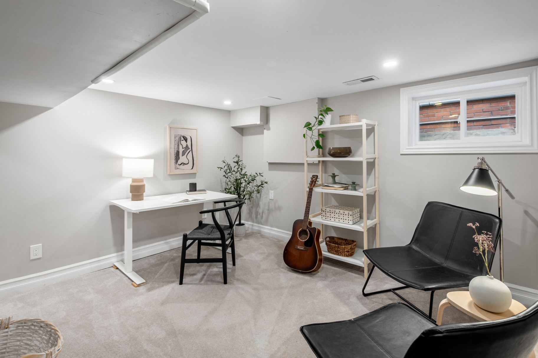 26 Main Street interior 42
